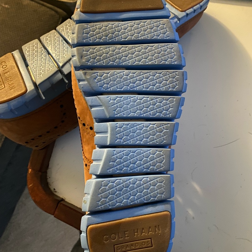 Men's Cole Haan Wingtips - Picture 3 of 5